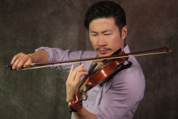 Violin tutor Kenny from Longueuil, QC